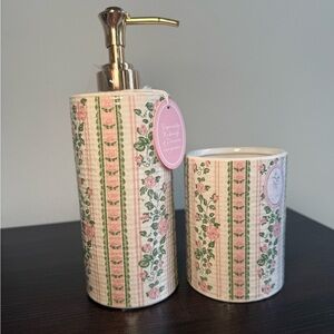 Coquette Floral Pink & Green Soap & Toothbrush Set